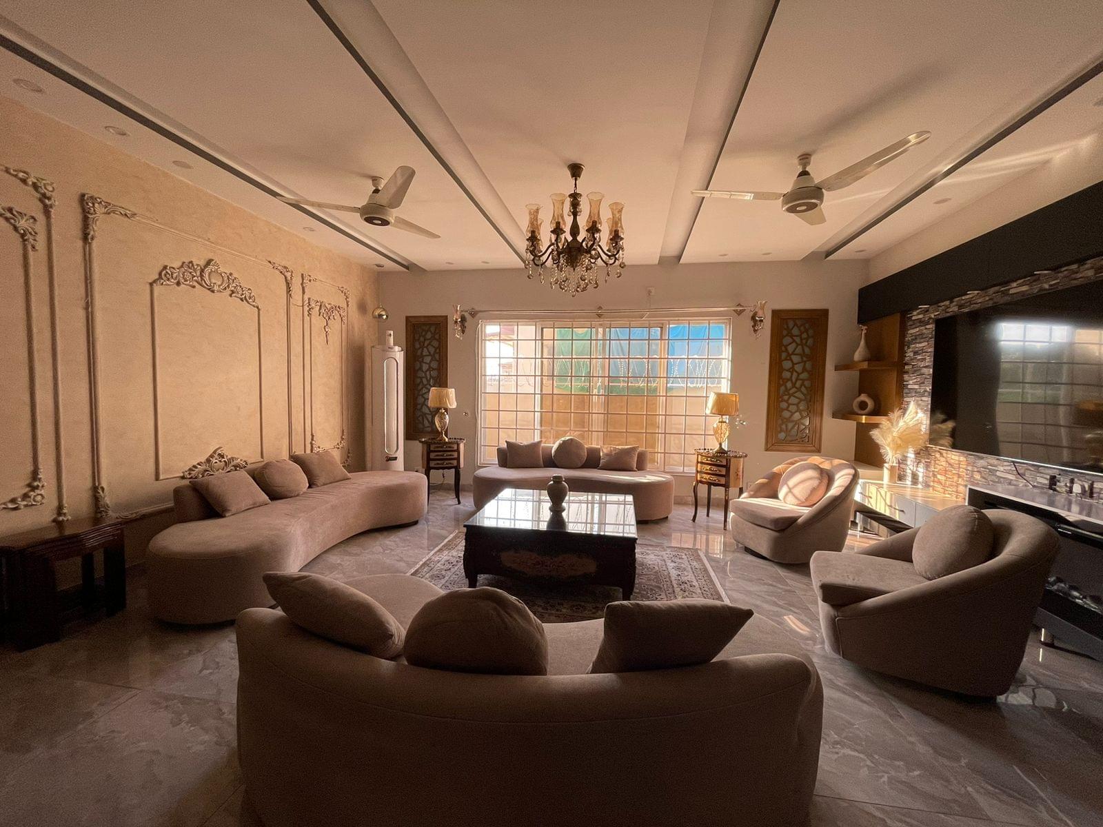 Modern Curved Sectional Sofa