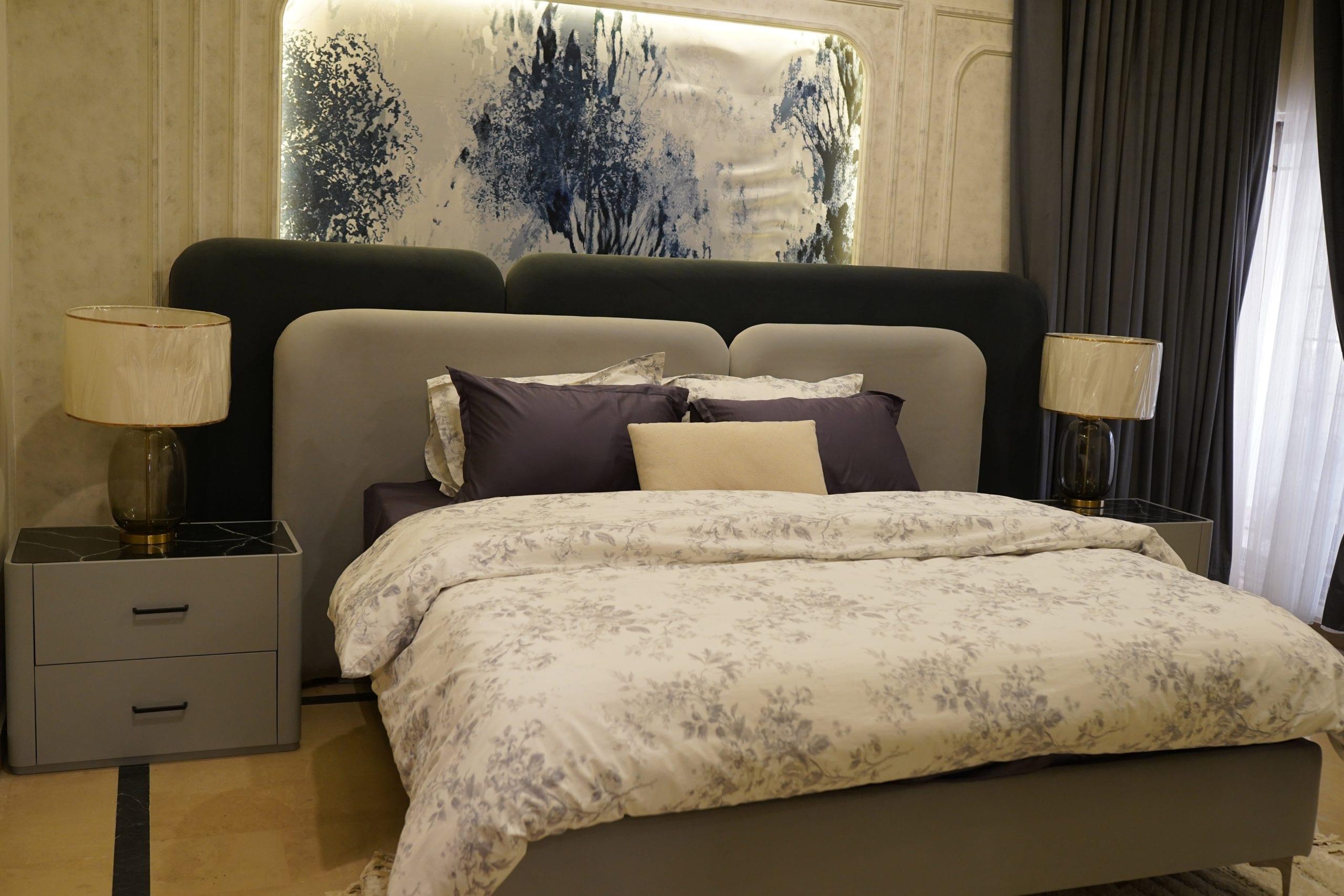 Modern Upholstered Platform Bed with Curved Headboard - Grey & Beige Two-Tone Design